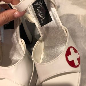 Pleaser Shoes - Pleaser nurse dolly-10 platform heel Pleaser Shoes - Pleaser nurse dolly-10 platform heel